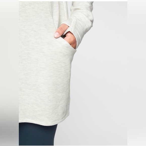 Lot Athleta Girl wrap and hoodie - Picture 5 of 9